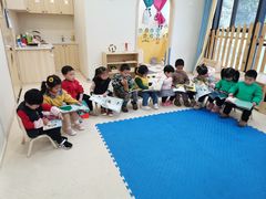 -好奇星国际托育(金地自在城校区)
