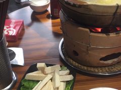 -捞围鲜·港式打边炉(海阳路店)