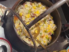 -川流不息·地道川菜·小龙虾(松东路店)