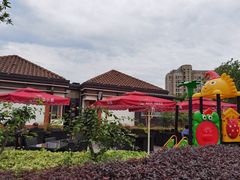 -金桥现代产业园区-停车场