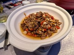 衡阳菜籽油炒牛肉-渔痴鱼醉·湖南洞庭鱼宴(大悦汇店)