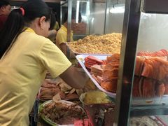 -Bánh Mì Huynh Hoa
