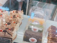 -Dough&Joe团憩(瑞虹天地月亮湾店)