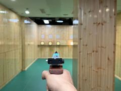 -都市枪神实弹射击俱乐部