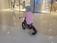 -爱睿思儿童早教亲子游泳(万象城店)