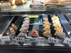 -Dough&Joe团憩(瑞虹天地月亮湾店)