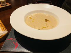 奶油蘑菇汤-恰餐厅及酒吧 CHAR Bar & Grill (北京丽都皇冠假日店)