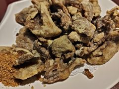 -鸿亨泰杂鱼馆(港馨家园店)