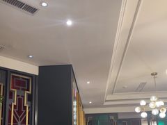 -新白鹿餐厅(爱琴海购物中心店)