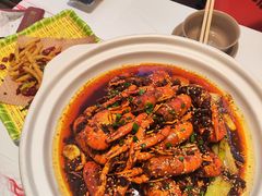 -肥肥虾庄·金牌油焖大虾(汉口城市广场店)