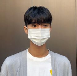 -变画·发型STUDIO