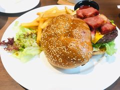 火焰厚切培根牛肉堡-拉亚汉堡经典餐厅(商城路店)