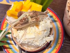 手提达叻椰子冰沙-泰妃殿(武汉首店)