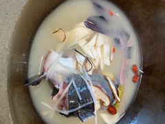 -咕嘟草帽鱼·牛奶一样的鲜鱼汤(包河万达广场创始店)