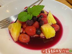 蓝莓番茄凤梨沙拉-像素研食The pixlab (皮市街店)