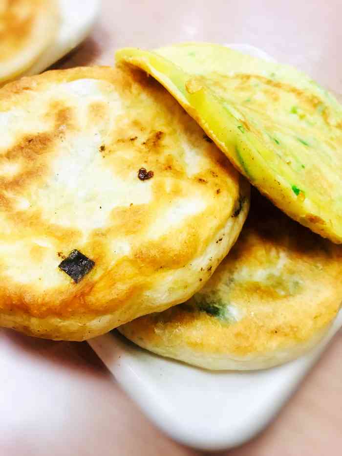 神龟馅饼(西南河路餐厅店)-"地址: 西南河路47号(三环锁厂1楼) .