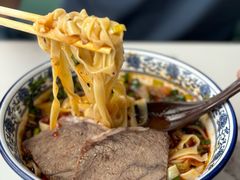 牛肉拉面-伊穆祥牛肉面总店·清真