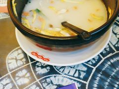 -桥香园云南过桥米线(红龙井店)