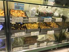 面包甜点陈列柜-上海哈尔滨食品厂(淮海中路店)