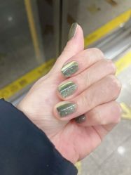 -手牵手美甲