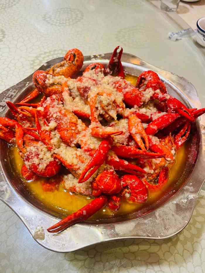 龙虾王-"味道的确不错!龙虾的个头也很大!就是螺丝."-大众点评移动版