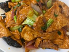 -何适山庄 ·可团建(水长城P2停车场店)