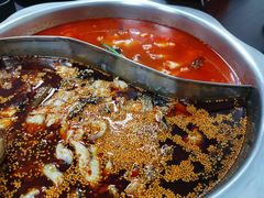 鸳鸯锅-川渔居—鱼火锅(八方汇店)