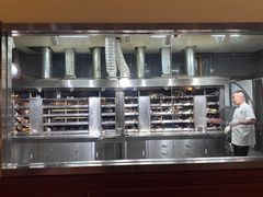 -金汉斯南美烤肉自助餐厅(中央大街黑金店)