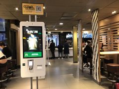 -麦当劳(新华路步步高店)