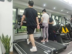 -简·无界健身工作室·运动康复·体态(石厦店)