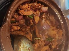 -胡须佬鸡煲四季火锅店(石厦西村直营店)