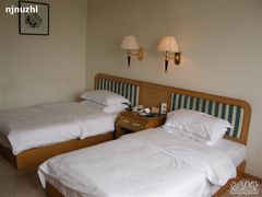 -曲江惠宾苑宾馆(大雁塔大唐不夜城店)