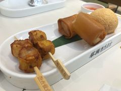 酥皮山楂叉烧包-蔡澜点心·粤菜(月星环球港店)