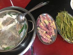 -老石黑山羊毛驴肉火锅(金凯广场店)