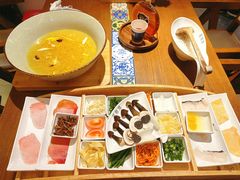 -芸南道·过桥米线(昆明老街旗舰店)