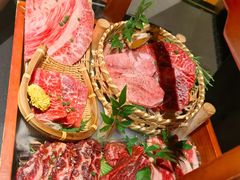 -山川小町·极番烧肉(新地假日广场店)