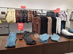 -URBAN REVIVO(青特万达广场店)