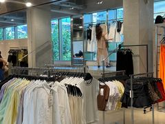 -ZARA(大上海时代广场店)