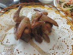 爆汁乳鸽-祈胜邨•顺德鱼生•顺德菜(容桂店)