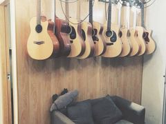 -小先生琴行(科园路店)