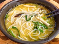 -桥香园过桥米线(国贸店)