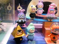 -泡泡玛特POPMART(杭州乐堤港店)
