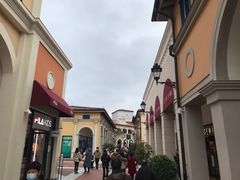 -佛罗伦萨小镇广佛名品奥特莱斯(疏港路店)