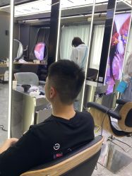 -藤野造型烫发染发