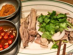 -纳鲁孜·新疆特色餐厅(上海悦荟广场店)