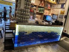 -包整·丝娃娃(一览甲秀楼风景店)