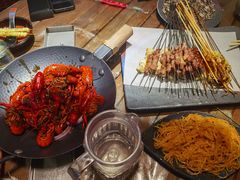 -破瓦寒窑烤羊排·鲜牛肉烧烤