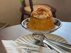 -Café Monson