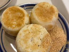 路边边熨斗糕-正南齐北·老街糯米团(洪崖洞店)