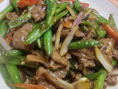 -闯关东东北农家菜(崂山石老人店)